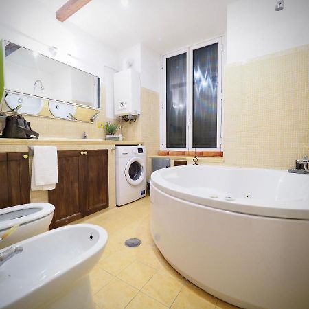 Dimora Delle Camelie Apartman Genova Kültér fotó