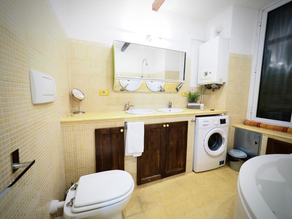 Dimora Delle Camelie Apartman Genova Kültér fotó